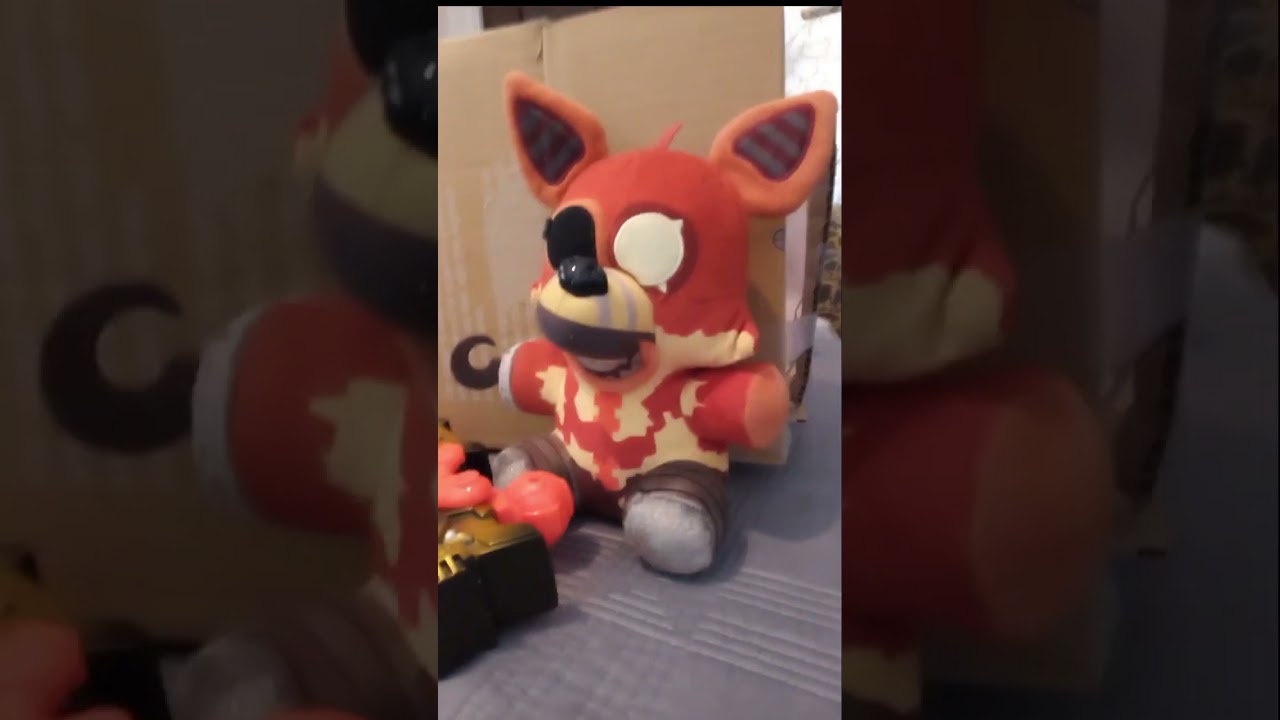 The Portal Gun! - FNAF Plush Video 