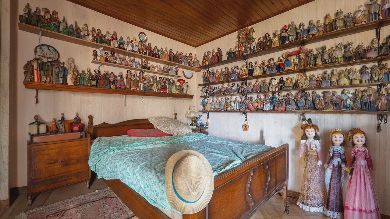 Casa de Bonecas Abandonada – Proibida aos Herdeiros!
