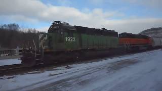 Download lagu BNSF 1922 BN Green SD40-2 leading the Local-nice horn show 12/2/18.