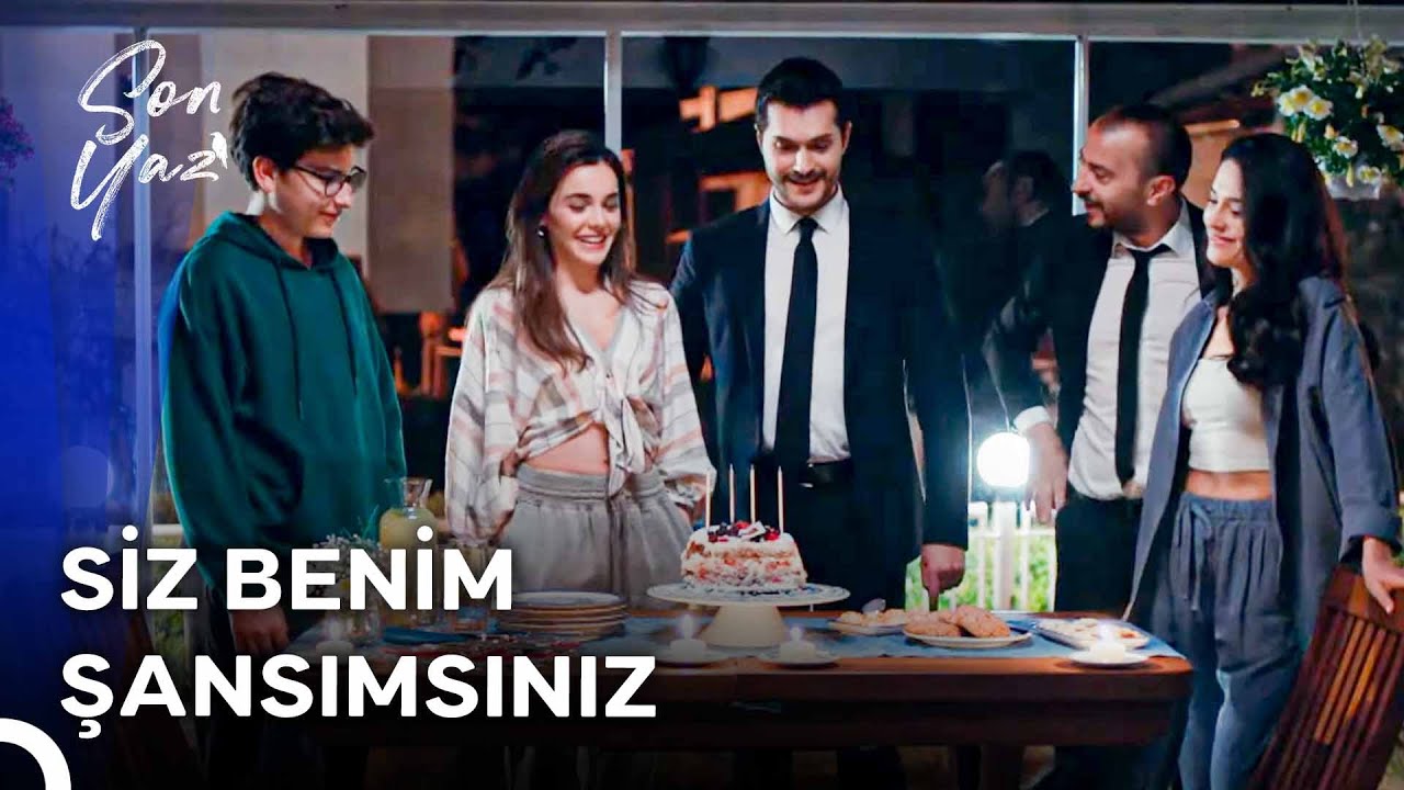 Yıllar Sonra İlk Kez Doğum Günü Kutlayan Akgün Mutluluğu 😍 | Alperen Duymaz Sahneleri - Son Yaz