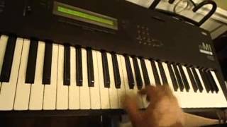KORG M1ex PARA LUIS GARCIA EN SEASIDE,CA.