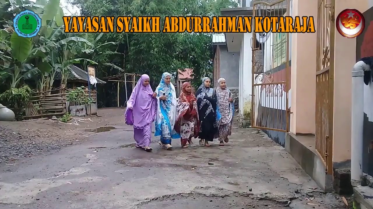 HAFIDZ QUR'AN YAYASAN SYAIKH ABDURRAHMAN Cover Siti Winjani