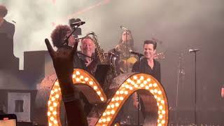 The Killers w/ Bruce Springsteen - “Born to Run” live at Madison Square Garden 10/1/22