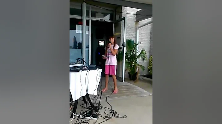 Victoria McCormick and Billy Jack singing in Wildw...