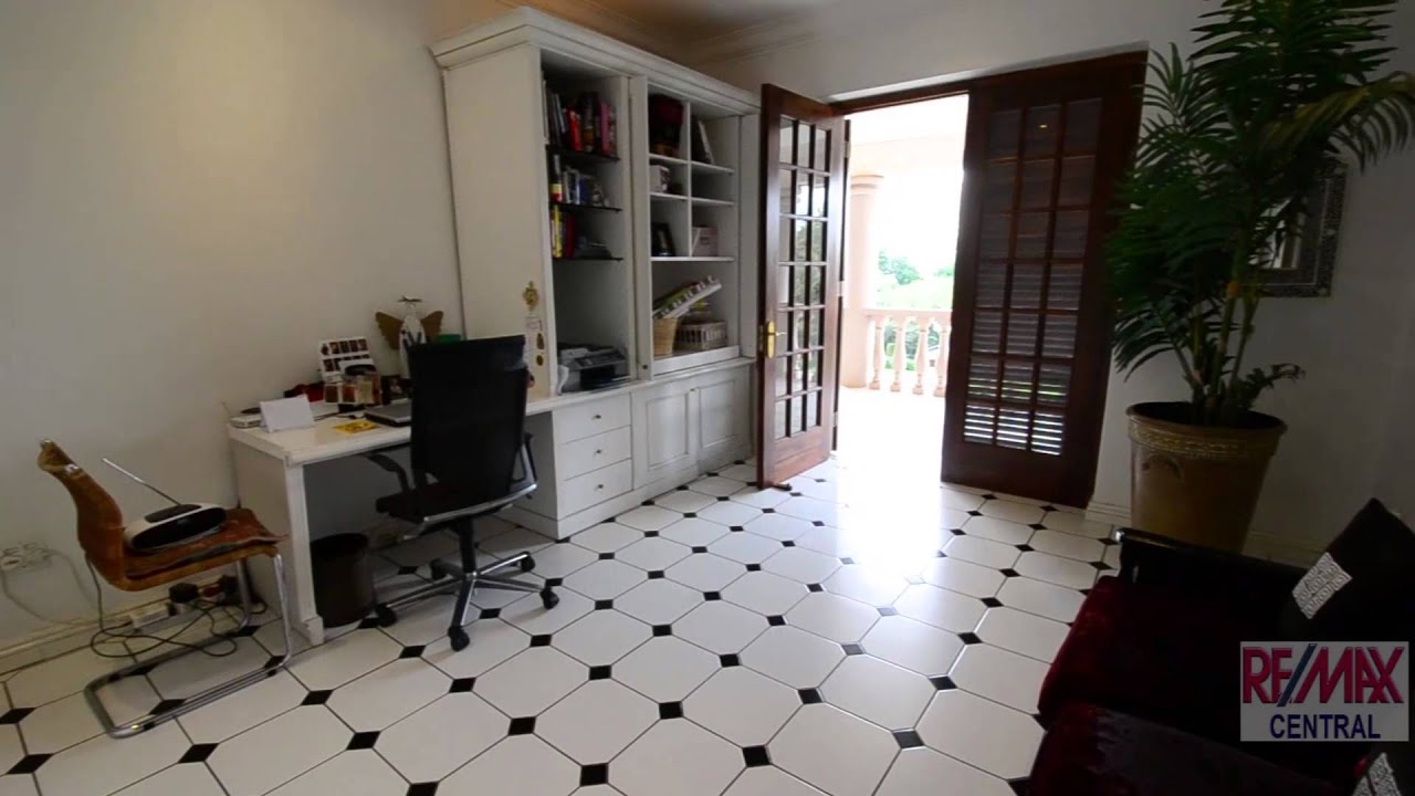 5 Bedroom house in Hyde Park