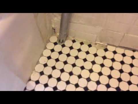How to tile bathroom floor - YouTube