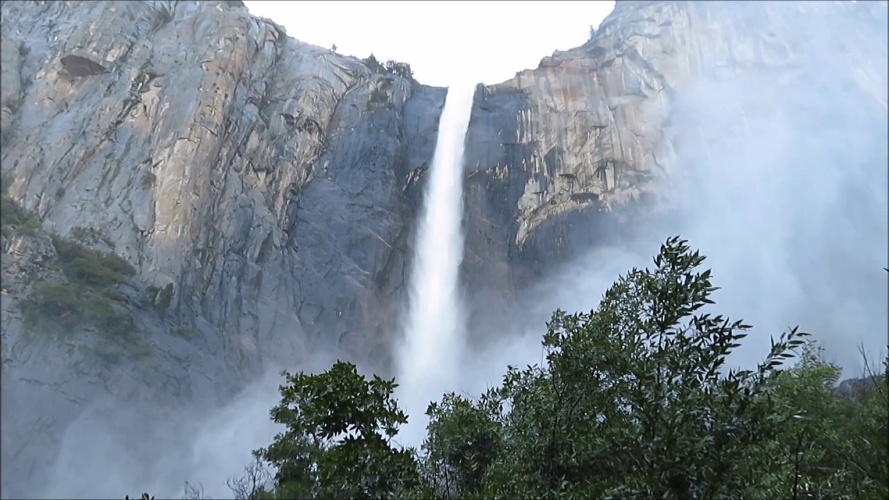 Yosemite Day Trip 1 Huge Spring Melt Yosemite National Park Bridalveil Falls Tunnel View 19 Youtube