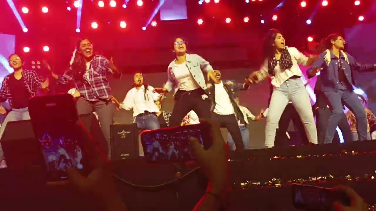 malla Reddy Students superb dance