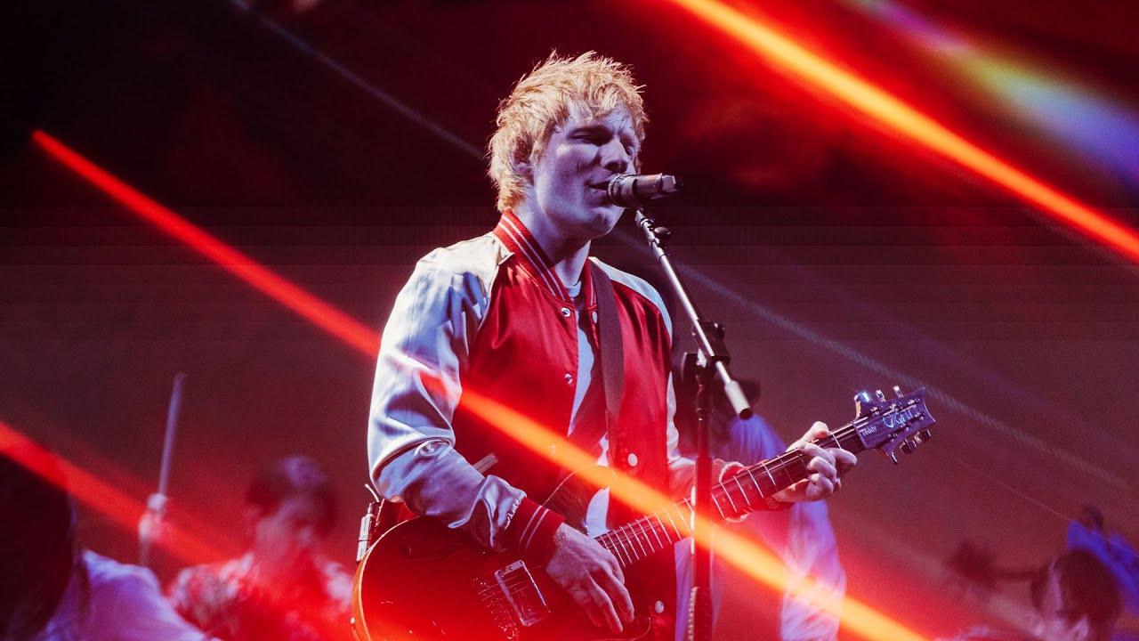 Ed Sheeran – Bad Habits (feat. Bring Me The Horizon) [Live at the BRIT Awards 2022]