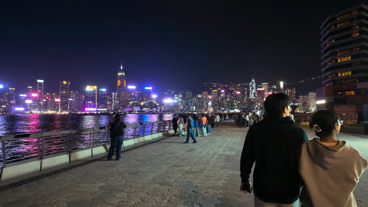 Evening Walk on the Avenue of Stars, Hong Kong Part.1 (4K HDR)