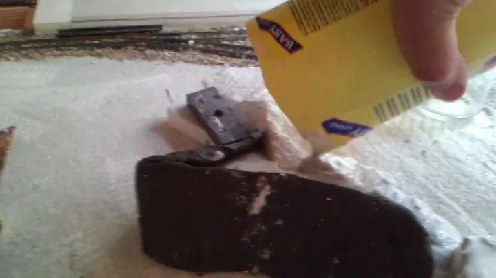 How to Build a Model railway layout with mountains and cliffs easy part 1