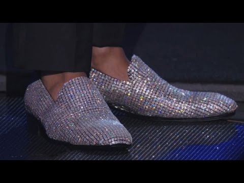 Nick Cannon Wears 2 Million Tom Ford Shoes On America S Got Talent Finale Youtube