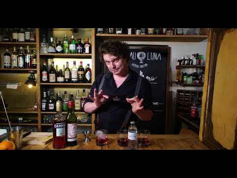 Video: Damian Windsor Serve Cocktail Artigianali Al Salone Segreto