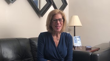 52 Tips from Jayne Latz for a Standout Presentation: Keep an Eye on Your Audience!