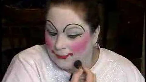 Ruffles - Being A White Face Clown