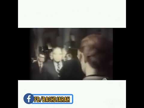 الملاكم محمد علي كلاي رحمه الله في جنازة المرحوم هواري بومدين سنة 1978 