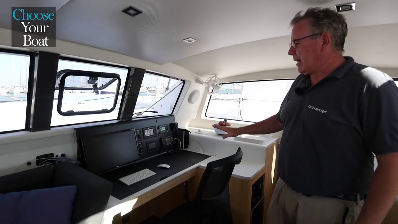 Visite guidée du nouvel Outremer 51'