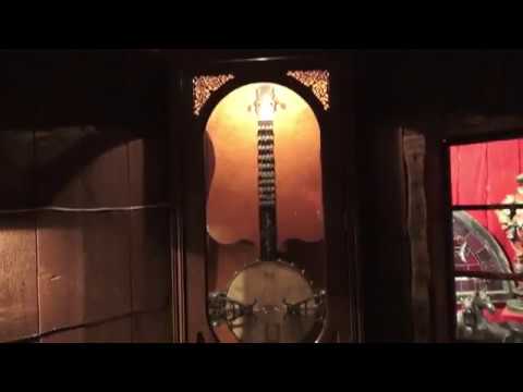 banjo guitar battle Machine Banjo guitar - House on the Rock