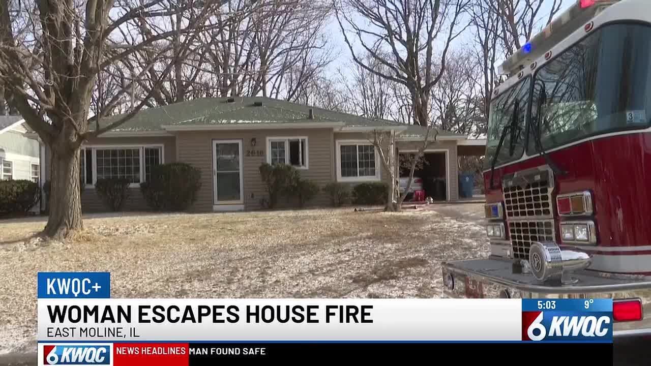 Woman escapes house fire - YouTube