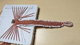 Kumihimo Tutorial Easy Band Handmade Bracelet (Brown and White)