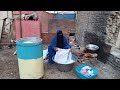 لميت كوم غسيل والغساله باظت لميت البنات وقعدت نحك رجعنا لايام زمان والجيران اتلم وجابوا غسيلهم لميت كوم غسيل والغساله باظت لميت البنات وقعدت نحك رجعنا لايام زمان والجيران اتلم وجابوا غسيلهم