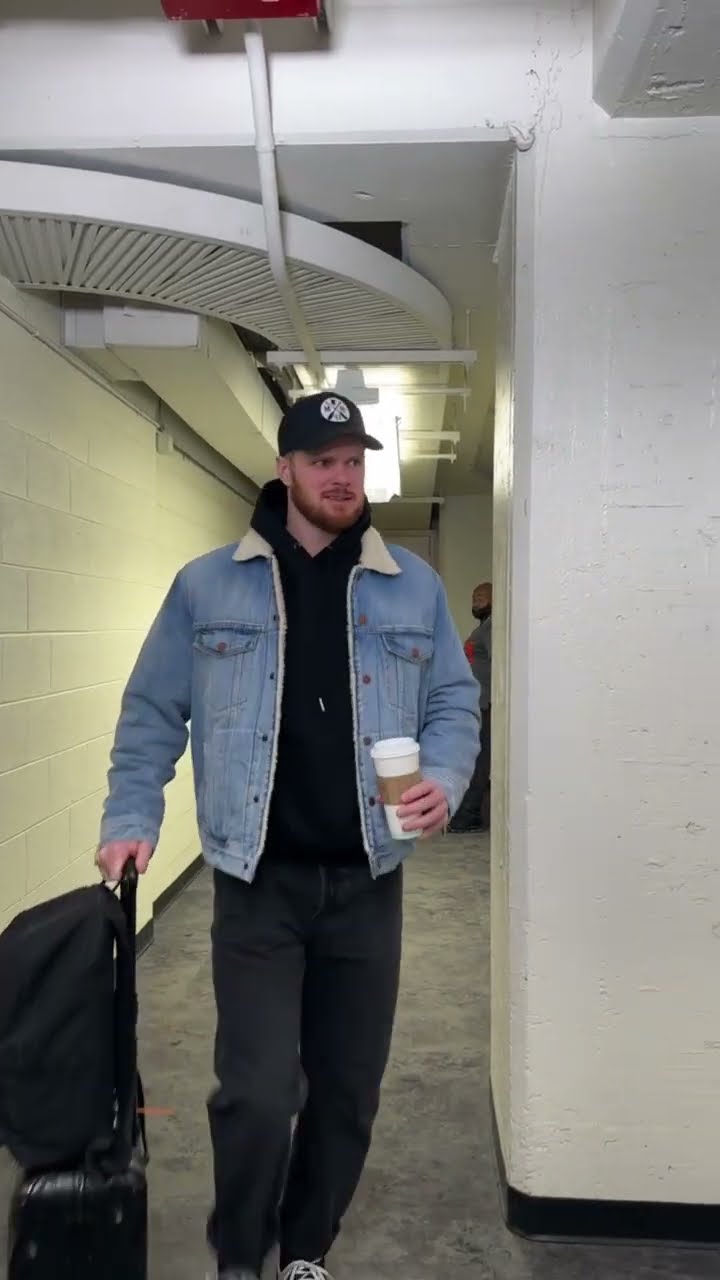 Sam Darnold has arrived at Ford Field ?