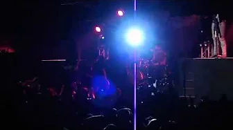 Asking Alexandria - Closure (LIVE HD) Asking Alexandria - Closure (LIVE HD)