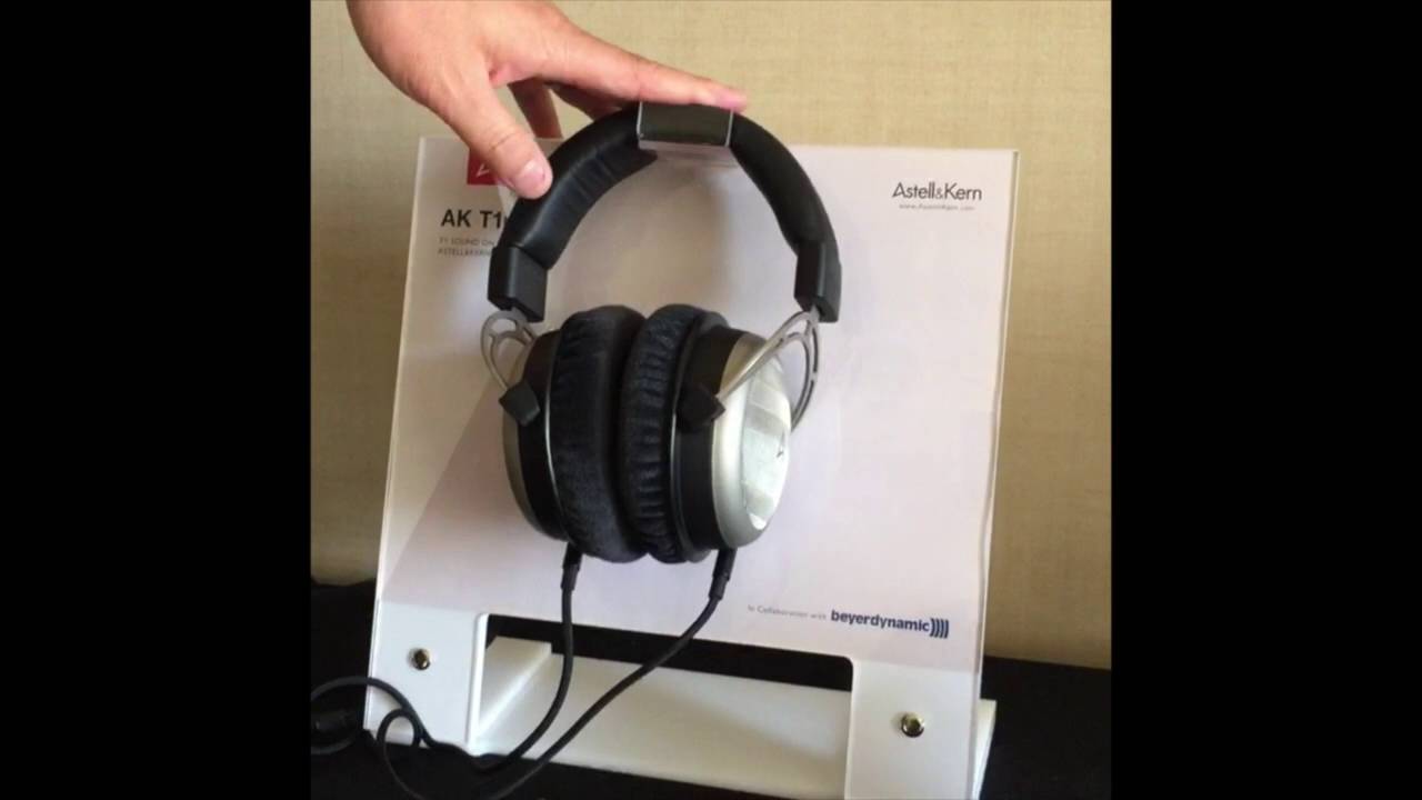 The Astell and Kern AK300 at Newport 2016 - YouTube