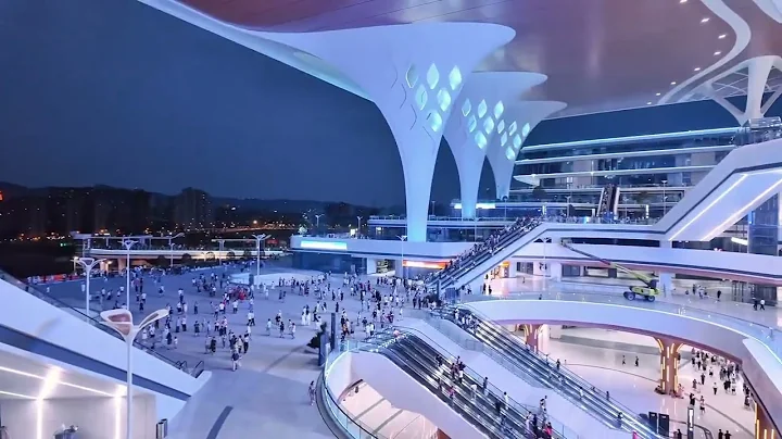 The world’s largest high-speed train station is in China. Chongqing East Railway Station.