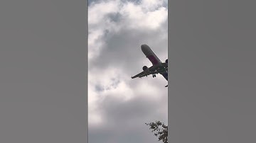 🛬 Epic Plane Landing in Crosswind | Amsterdam Schiphol