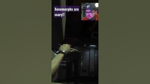 First time seeing the Xenomorph  Alien  Isolation  Scary!