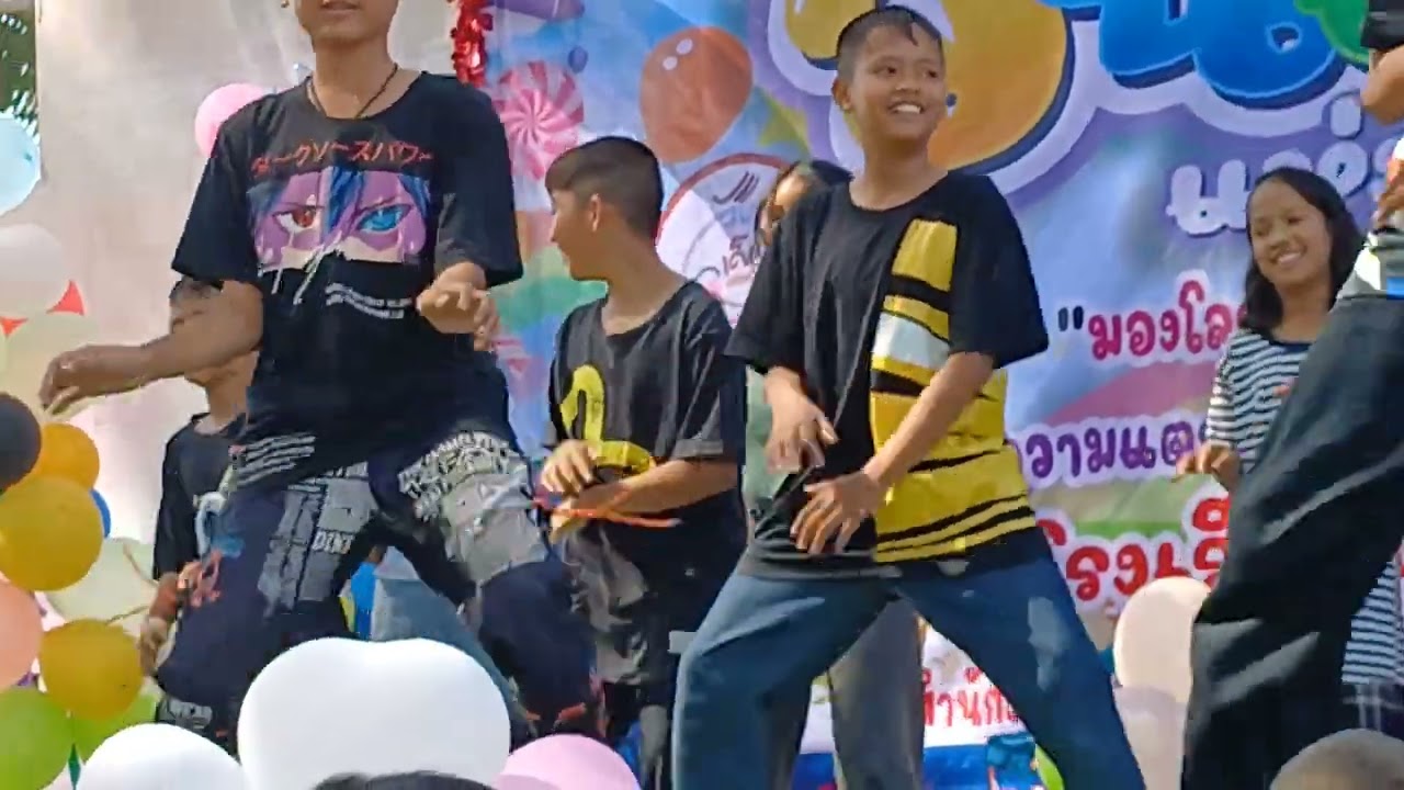 งานวันเด็ก รร.บ้านทุ่งสว่าง. ป.5