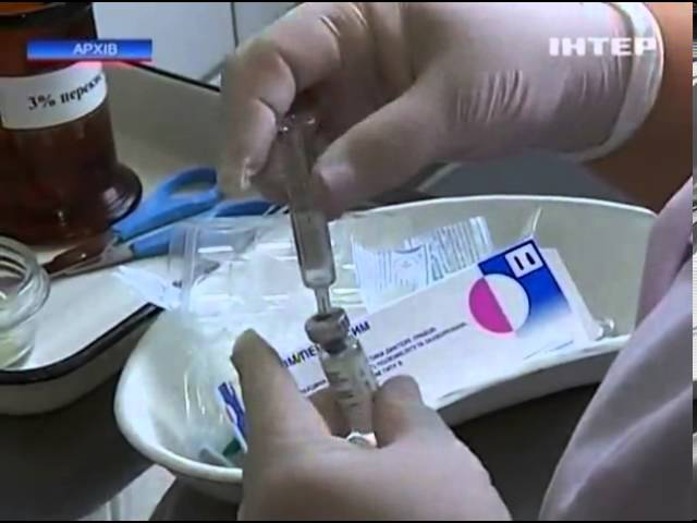 Прививки от менингита и пневмонии хотят сделать обяз...