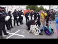 Globaler Klimastreik -  Polizei räumt Sitzblockade
