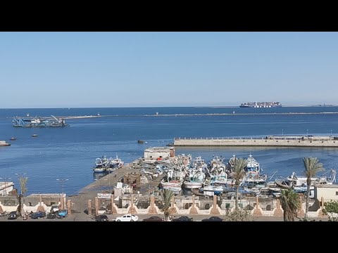 ناصية قارة افريقيا التقاء البحر المتوسط و قناة السويس في بورسعيد