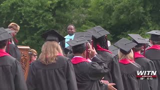 New Bern celebrates high school graduation of covid freshmen