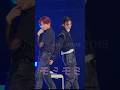 Troublemakerなスキズ エアフラ リノのケツを揉みまくるヒョンジン #short #straykids #hyunjin #leeknow #현진 #리노 #スキズ #エアフラ