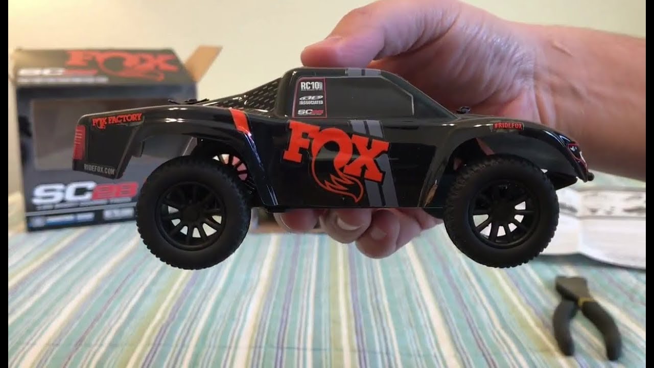 Team Associated SC28 RC UNBOXING 