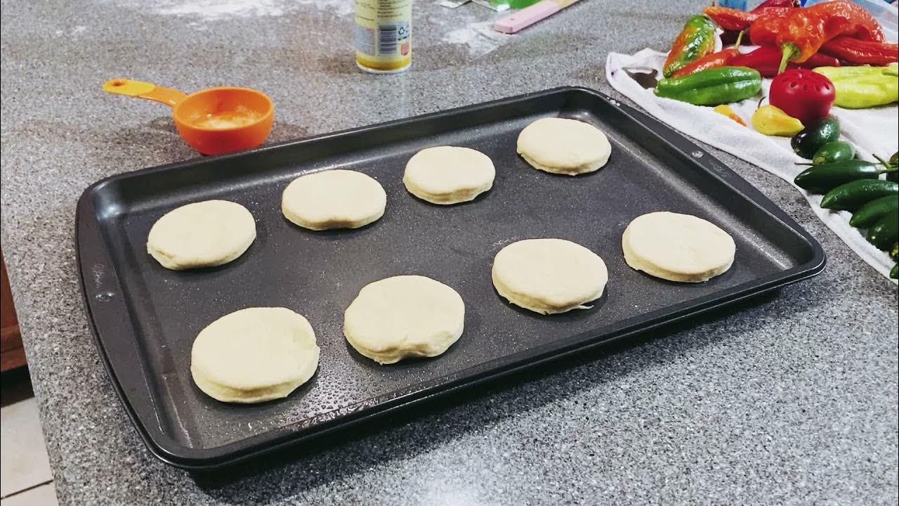 Atl Dal Biscuits and Gravy, Sweet Tea, Fried Chicken, Jerri Ellen I Homage to YouTube