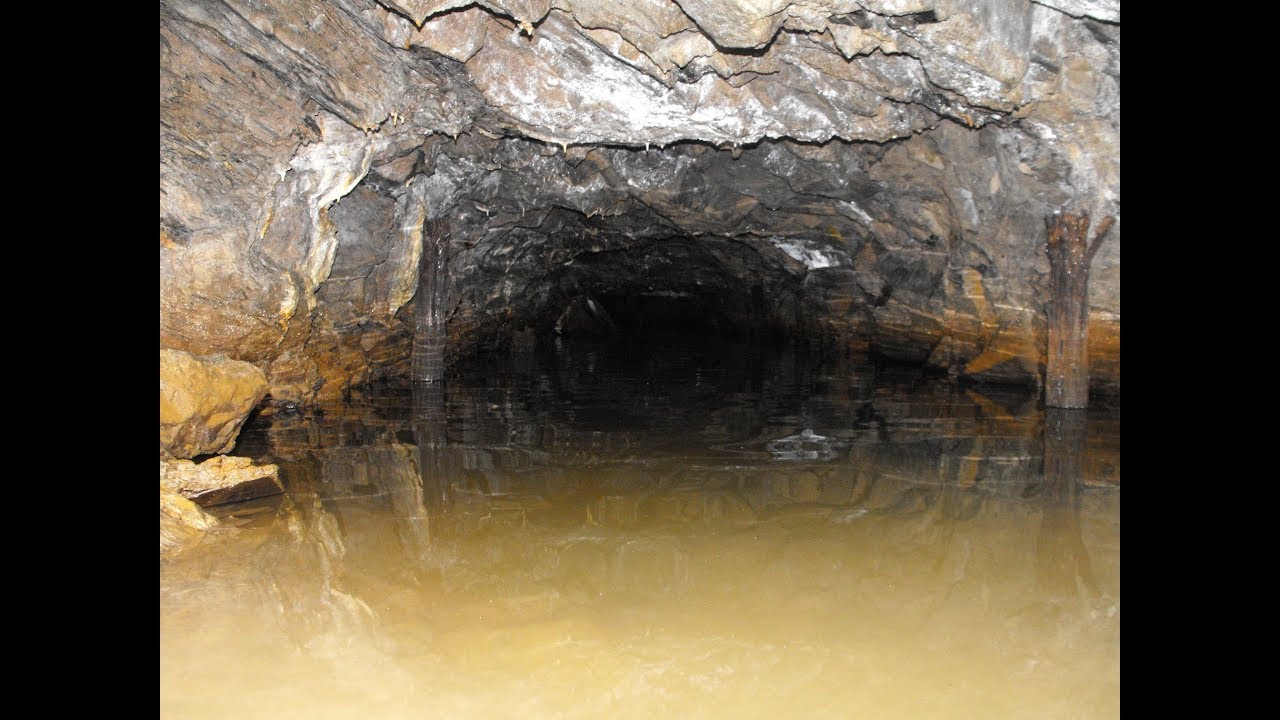 Upadowa Dawid  Ucieczka przed niebezpiecznym GAZEM