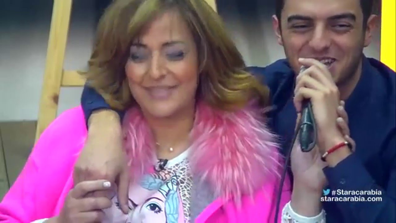 والدة رافاييل جبور تشاركه الغناء في قاعة المسرح - ستار اكاديمي 11 - 24/12/2015