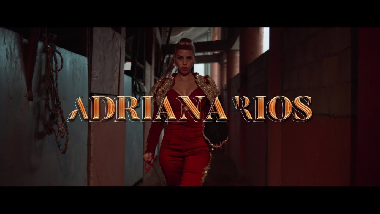 Adriana Ríos - Ahí Va la Loca (Video Oficial)