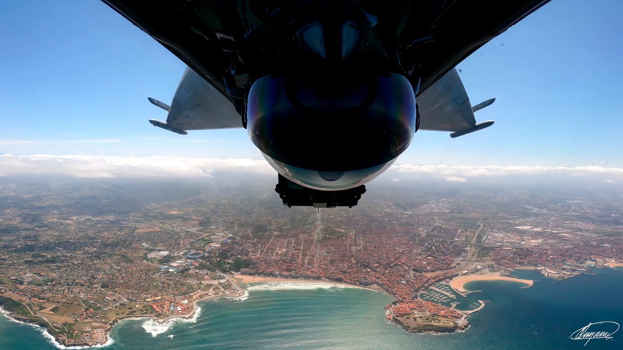 La magia del Eurofighter conquista Gijón