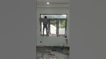 MẪU CỬA SỔ NHÔM 3 CÁNH MỞ HẤT VỚI 1 Ô FIX TRÊN RẤT ĐẸP
