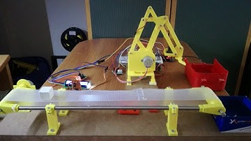 Robot arm conveyor system that separates colors with Arduino
