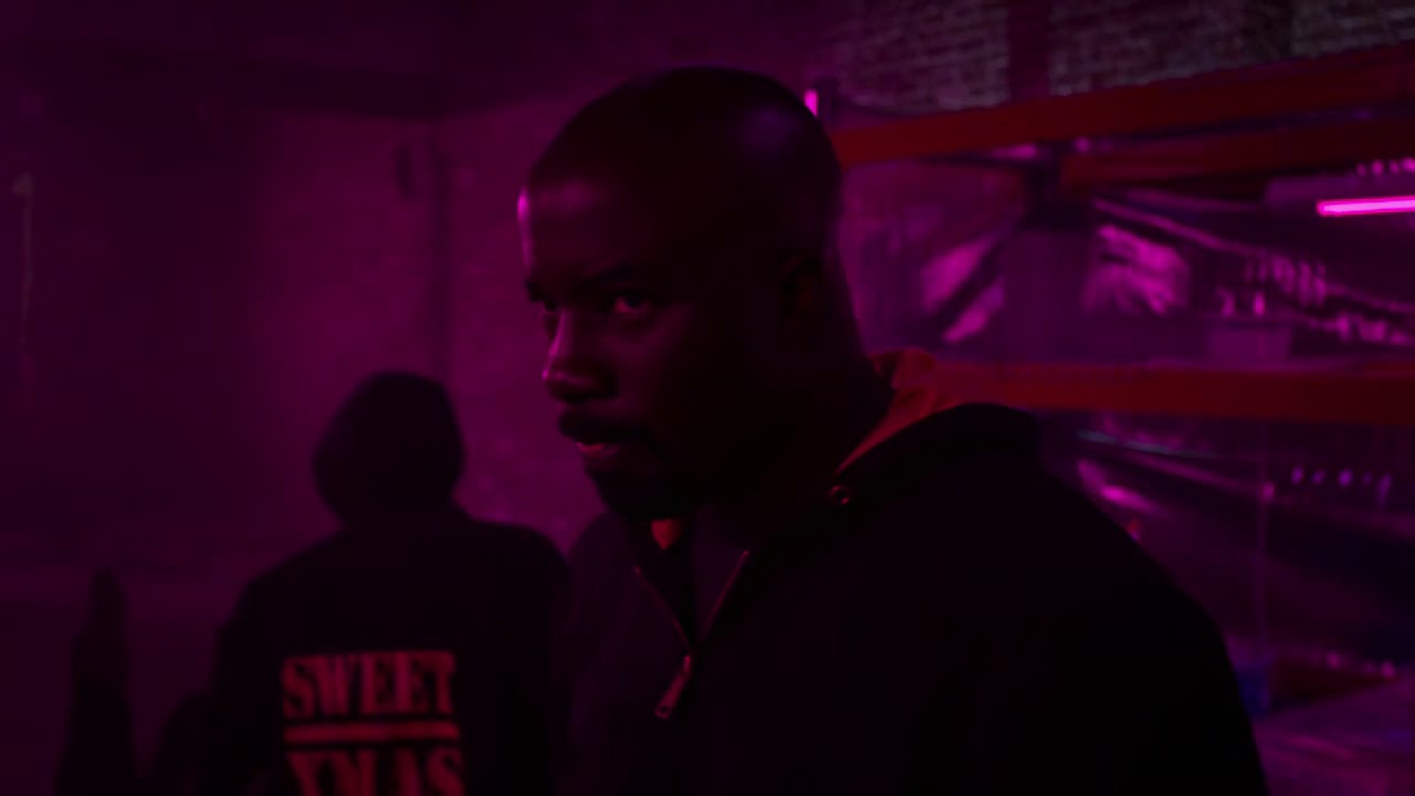 Marvels Luke Cage and Iron Fist patty cake scene