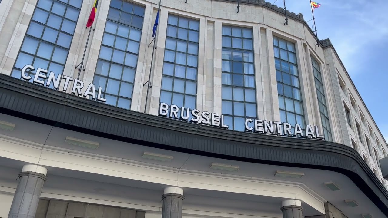 Brussels Walking From Central Station To Grand Place