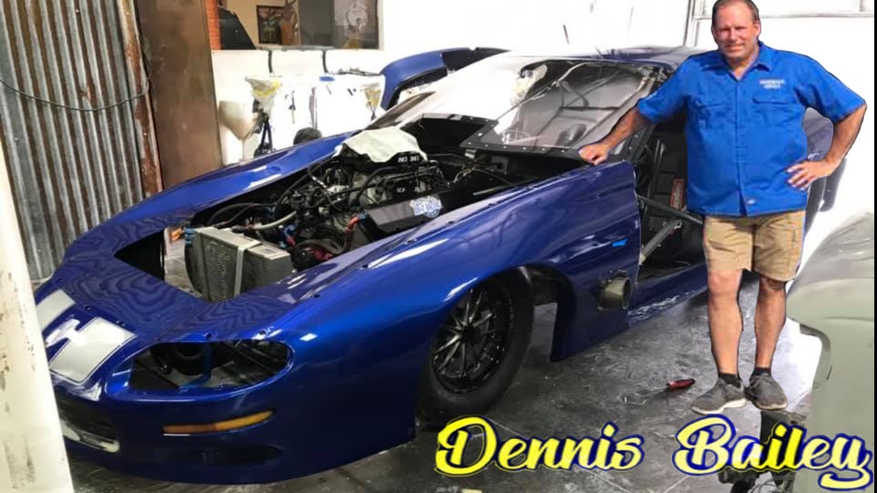 Dennis Bailey built the Silverback gorilla YouTube