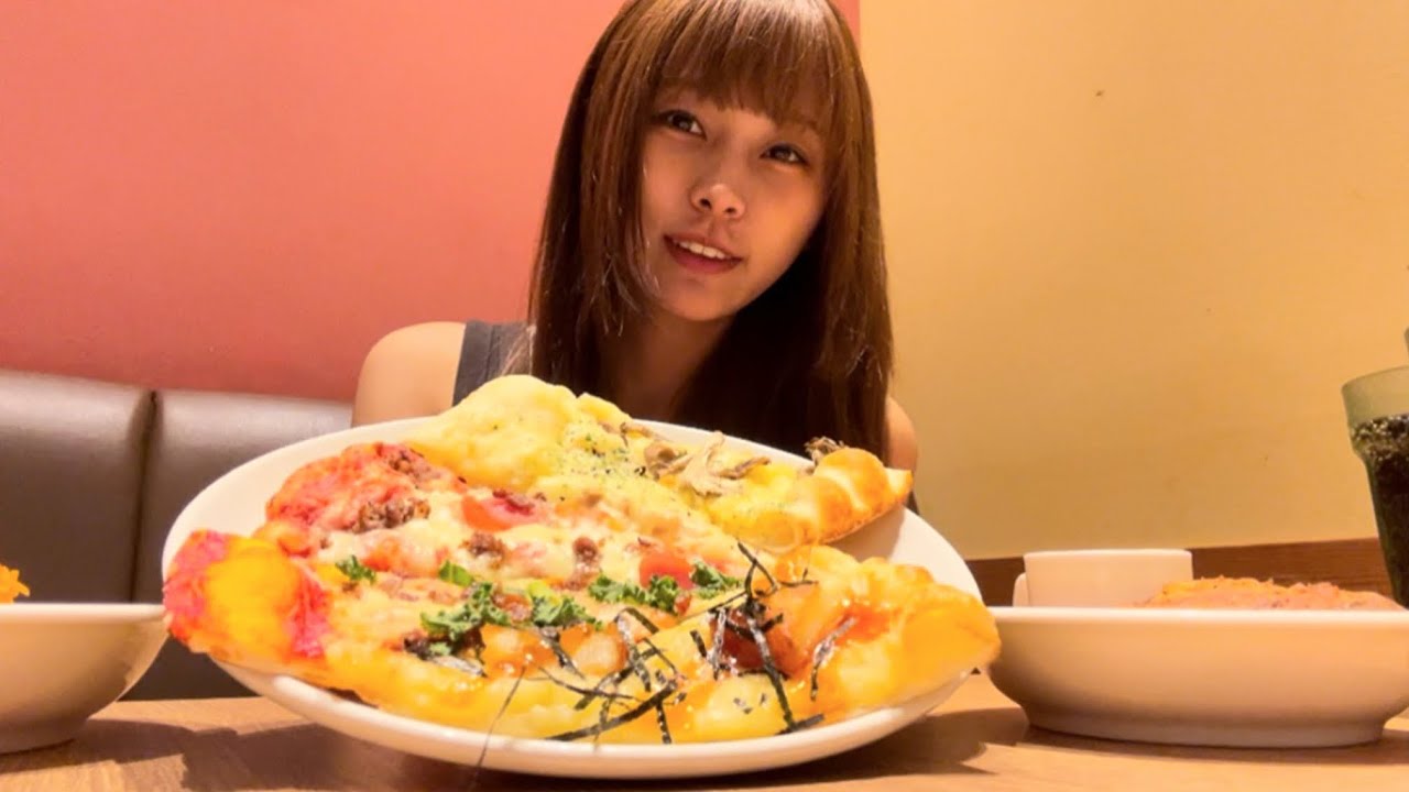 母とシェーキーズでピザ食べ放題