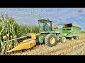 JOHN DEERE 5820 Forage Harvester Chopping Corn